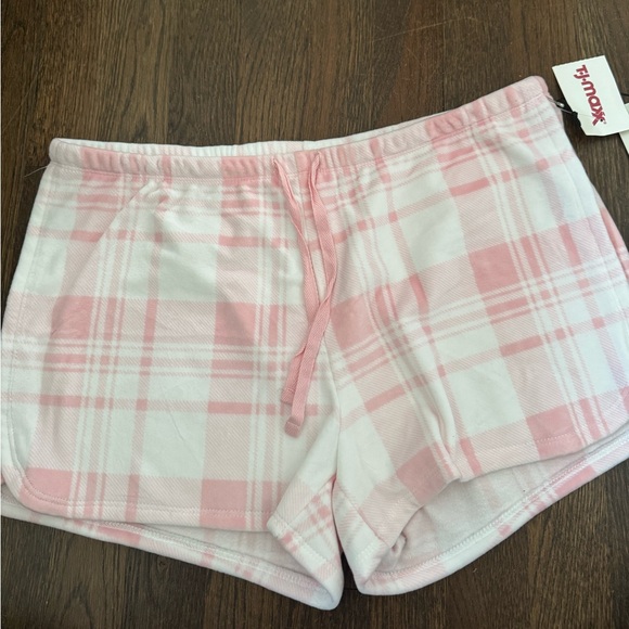 Rachel Zoe Soft Pink and White Lounge Shorts - Picture 1 of 3